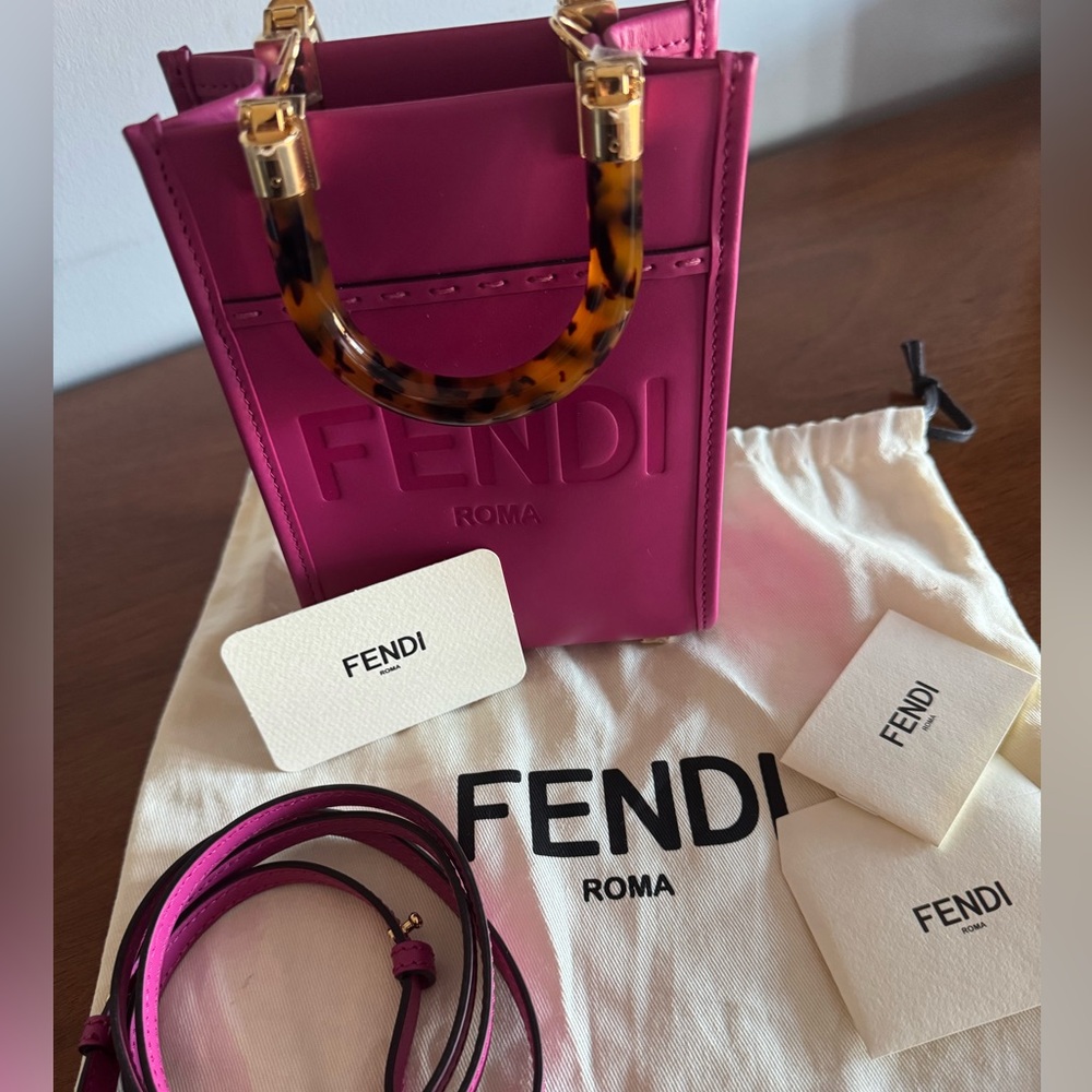 ONE DAY SPECIAL 💯 Authentic Fendi Sunshine Mini - Brand new OBO - Picture 6 of 11